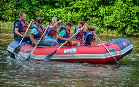 Spływy Pontonowe i Kajakowe - Rafting Bardo